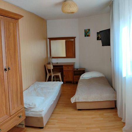 Апартаменты "U Latarnika" Przy Cichej 9 Колобжег Экстерьер фото